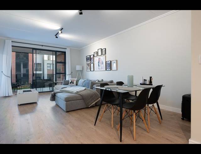 2 BEDROOM APARTMENT FOR SALE IN SANDRINGHAM